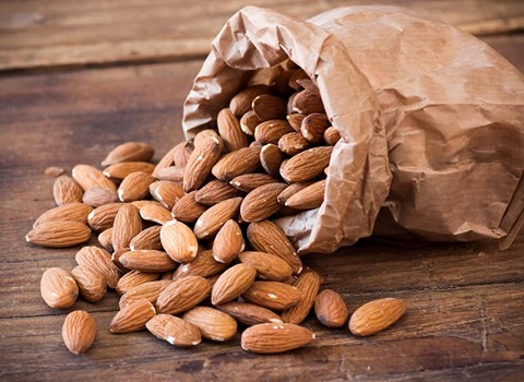 تصویر 1 از فروش مغز بادام درختی شور + بهترین قیمت